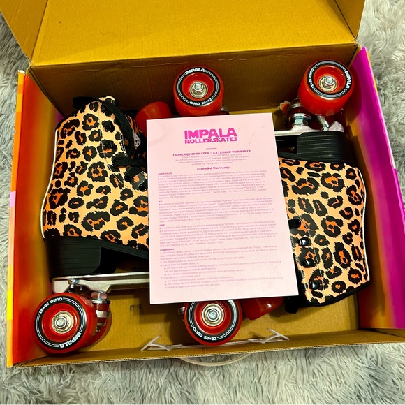 Impala Leopard Quad Rollerskates ✨ - Picture 8 of 11